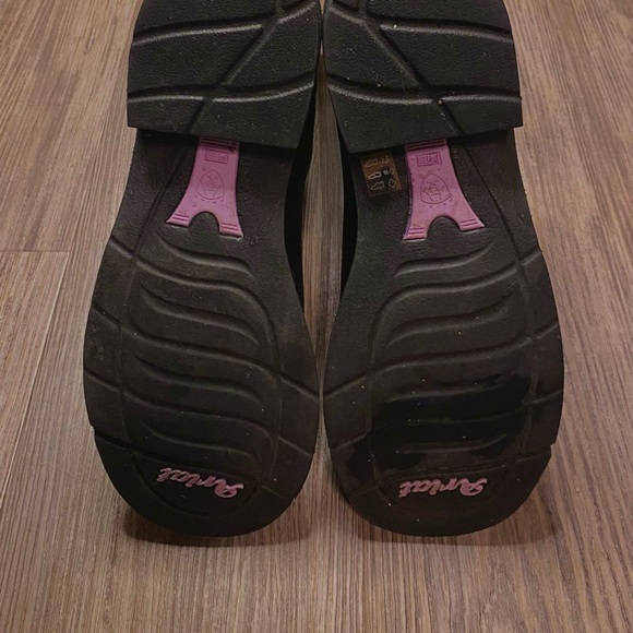 Ariat Fatbaby Western Boots Black with Purple & Pink Embroidered – US 9B - Picture 4 of 5